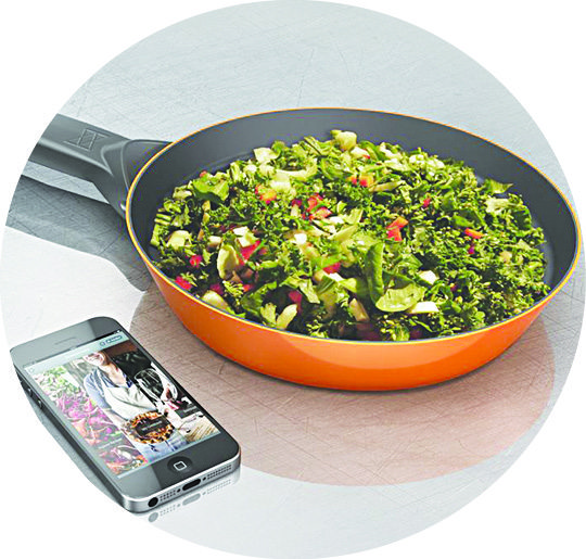 A smart pan with built-in sensors and an app that helps you cook perfectly all the time (Courtesy: Smartypans)