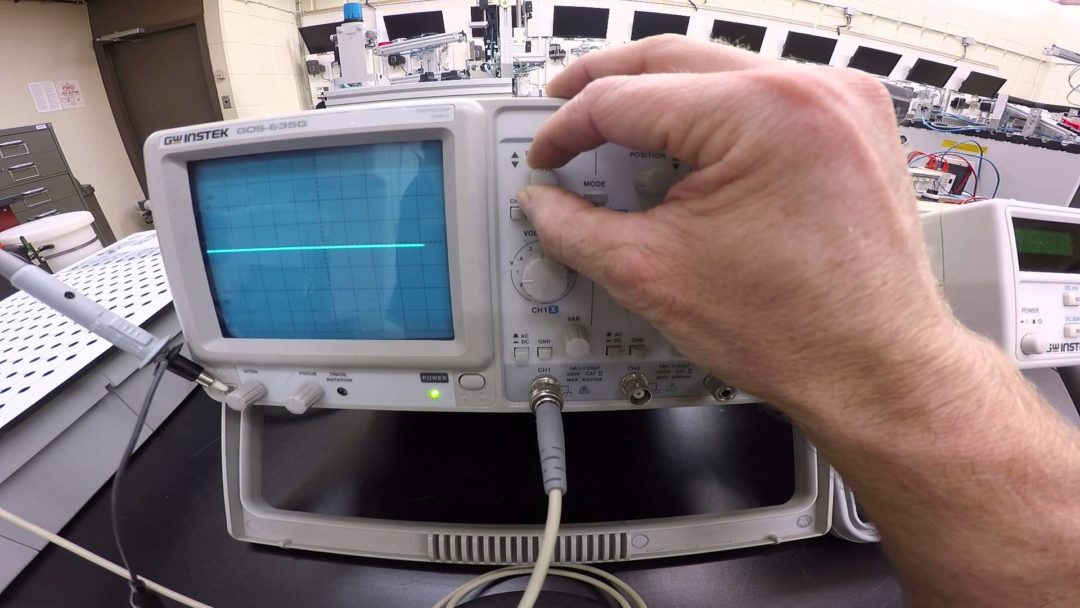 Video Tutorial Calibration of the Oscilloscope EFY