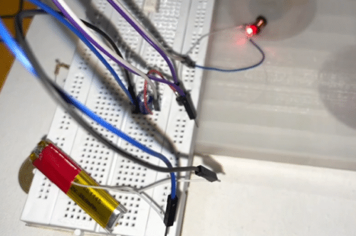 Wireless Charging Circuit For Micro Sized Werable Earbuds And Devices