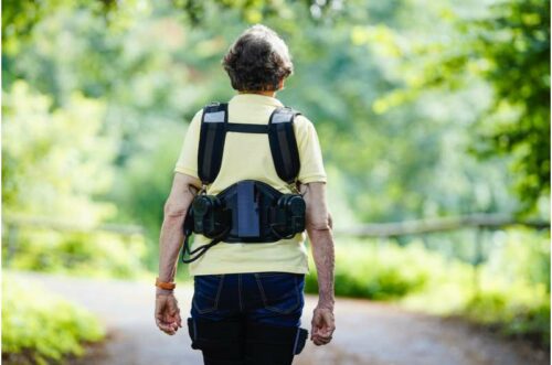 Soft robotic shorts improve outdoor walking efficiency in older adults. Nature Machine Intelligence(2024). DOI: 10.1038/s42256-024-00894-8.