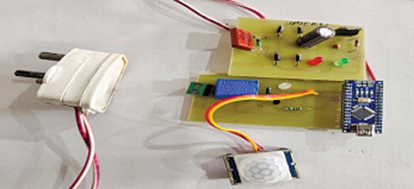 Arduino Motion Sensor system for Controlling Electrical Devices 